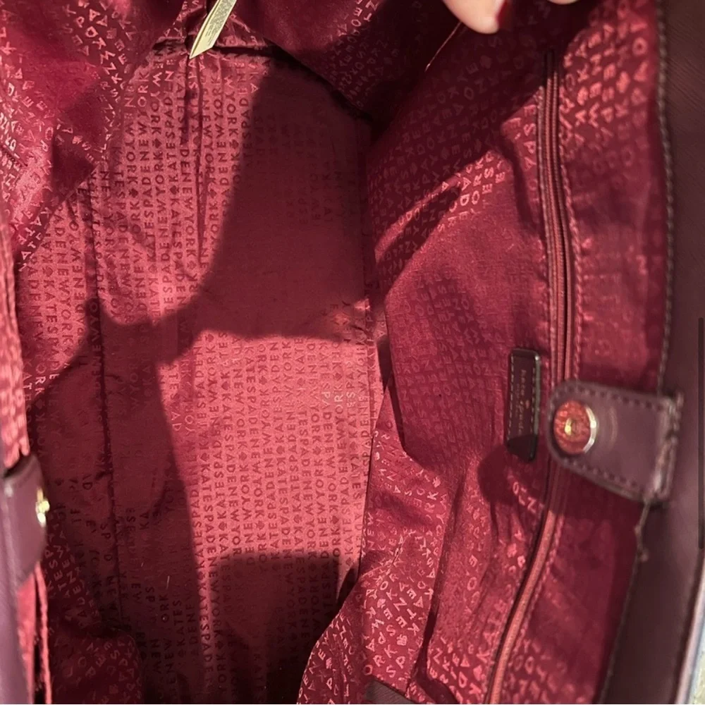 Kate Spade Laurel Way Ari Saffiano Leather Tote - Picture 7 of 8